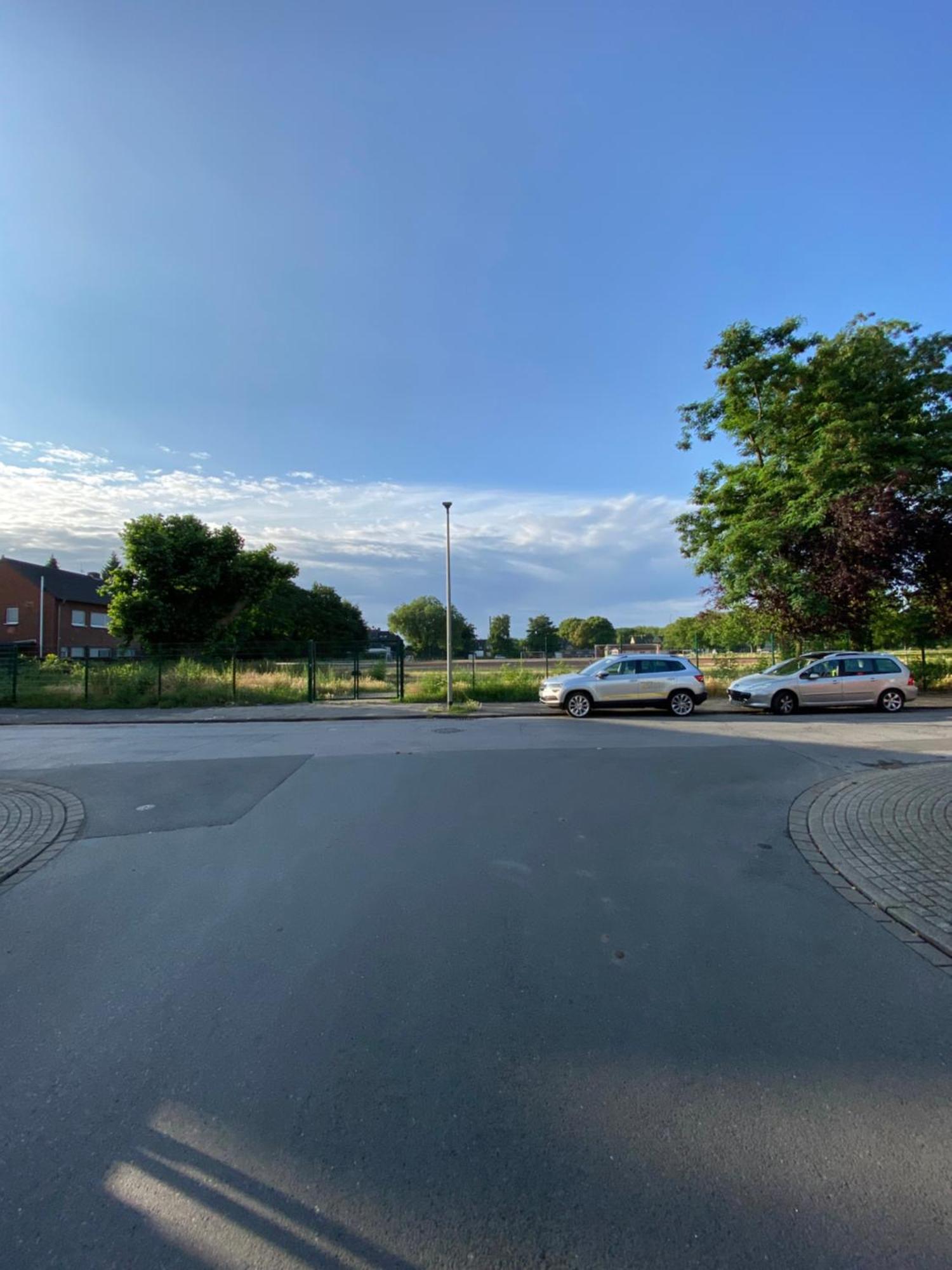 Superior! Nespresso - Kueche - Prime - Parkplatz Apartment Duisburg Bagian luar foto